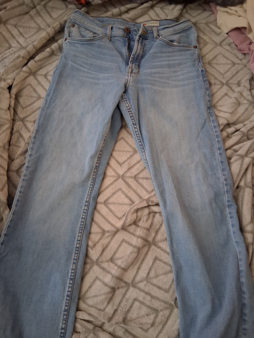 Wrangler Light Blue Straight-Leg Women's Jeans